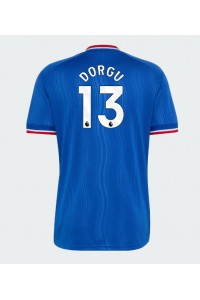 Manchester United Patrick Dorgu #13 Jalkapallovaatteet Vieraspaita 2026-27 Lyhythihainen